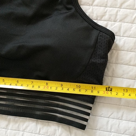 NWOT Racerback Mesh Black Sportsbra - Picture 3 of 4